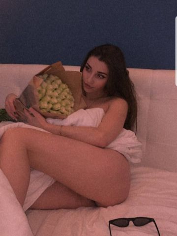 Юна